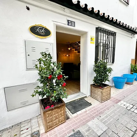 Tak Boutique Old Town Affittacamere