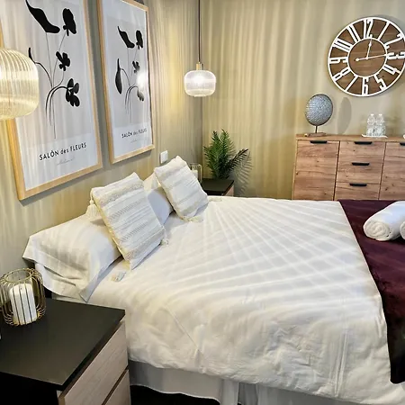 Tak Boutique Old Town Guest house