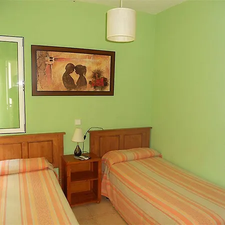 Konukevi Tak Boutique Old Town Con Parking Bajo Disponibilidad Hasta 15 Marzo 2026 Marbella