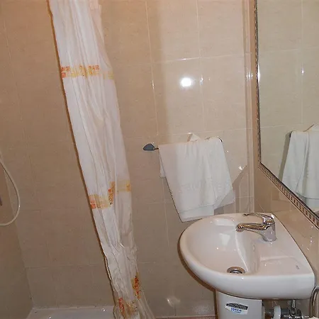 Konukevi Tak Boutique Old Town Con Parking Bajo Disponibilidad Hasta 15 Marzo 2026