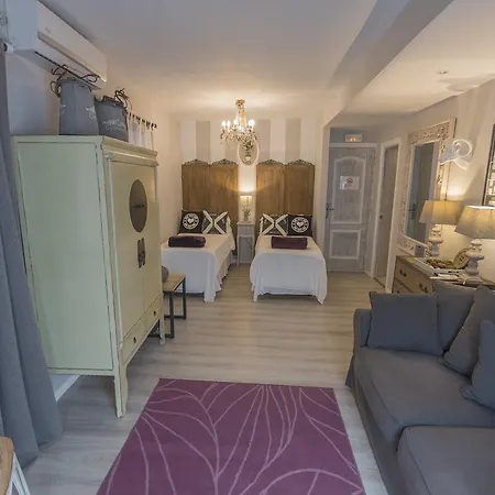 Guest house Tak Boutique Old Town