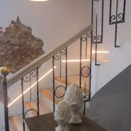 Tak Boutique Old Town Marbella