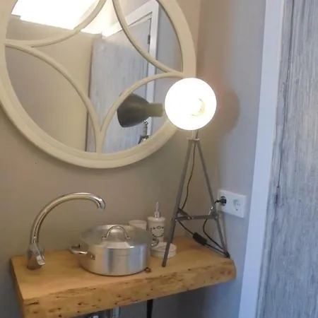 Konukevi Tak Boutique Old Town Con Parking Bajo Disponibilidad Hasta 15 Marzo 2026