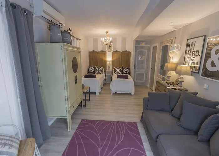 Pensjonat Tak Boutique Old Town Con Parking Bajo Disponibilidad