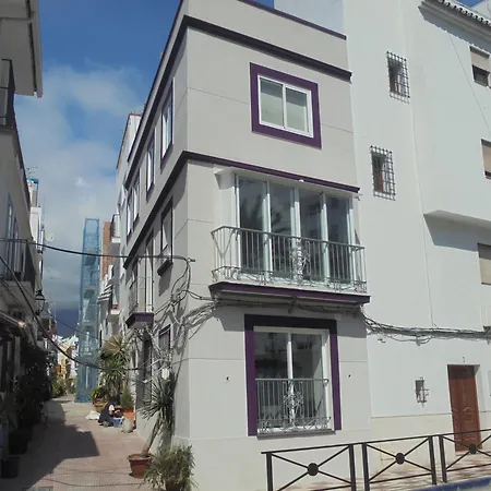 Tak Boutique Old Town Марбелья