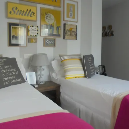 בית הארחה Tak Boutique Old Town *